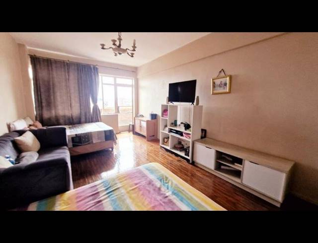2 BEDROOM APARTMENT FOR SALE IN HILLBROW